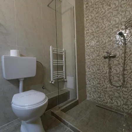Hotel Cora 2*