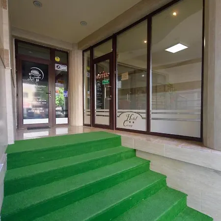 Cora Hotel