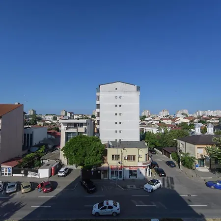 Cora Hotel 2*